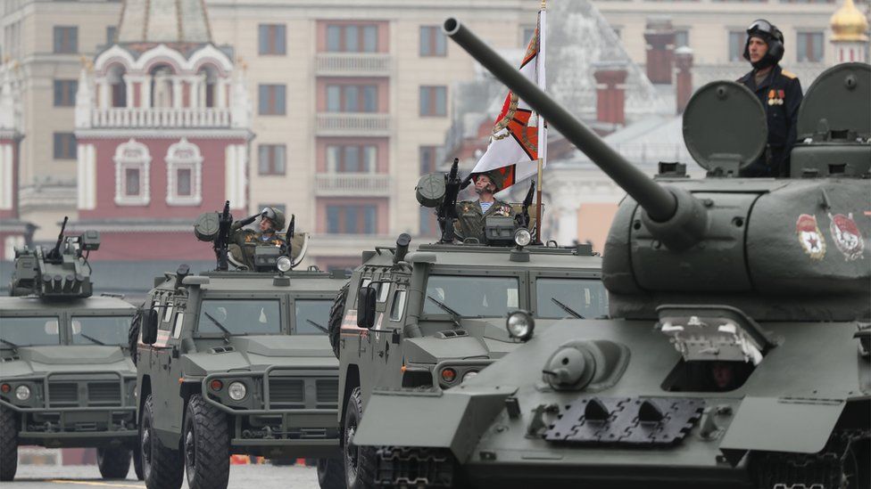 Парад Победы-2019 в столице России прошел без авиации: Фотообзор