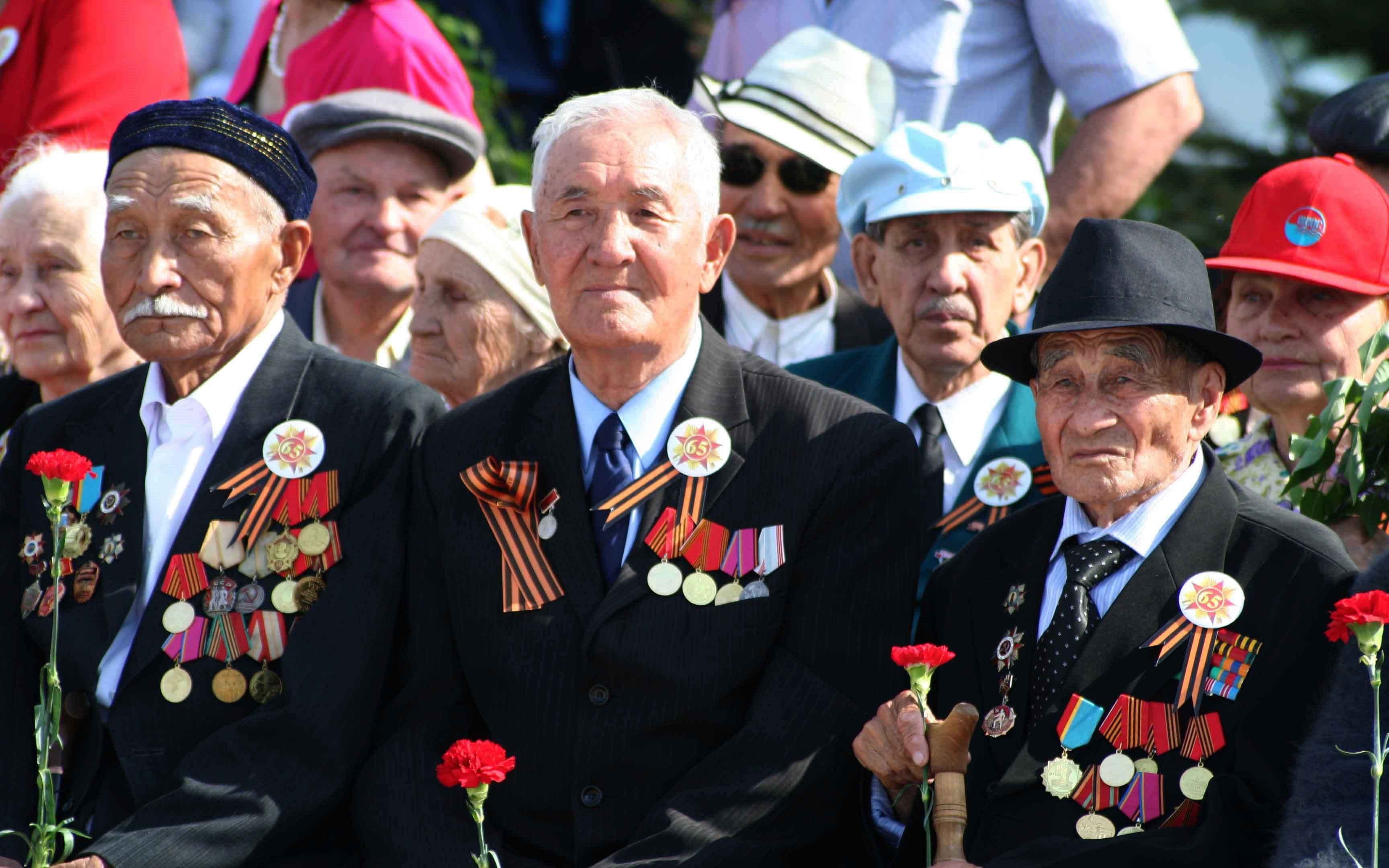 Более 2,6 млрд тенге получат ветераны ВОВ в честь 9 Мая