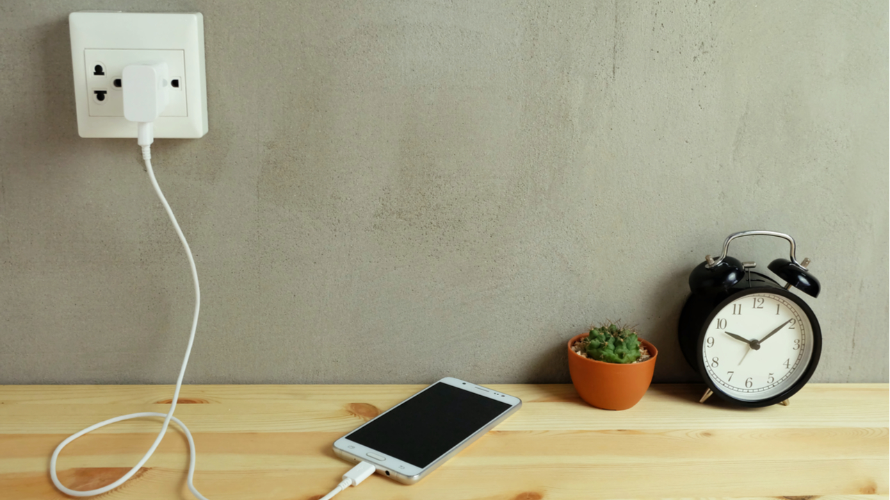 Почему не заряжается телефон: возможные причины неисправности