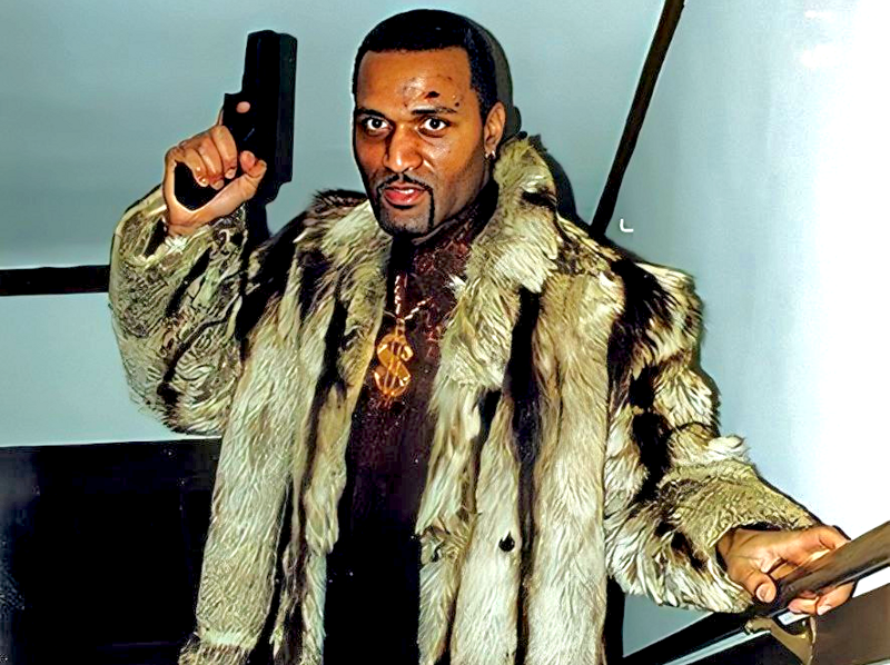 Сутенер из «Брата-2»: кто сыграл и чем занимается актер сейчас