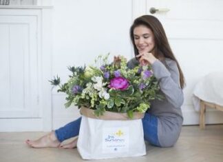 В чем польза доставки цветов?