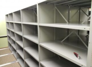 Как правильно выбрать стеллажи для склада?