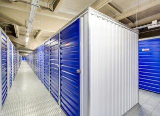 Тёплый склад: место для хранения вещей, где царит полный порядок и чистота