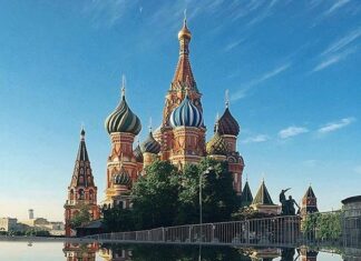 Прекрасные места для путешествия по России