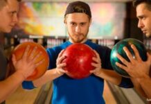 Почему игра в боулинг пользуется такой популярностью?