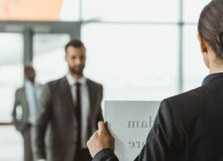 Для чего необходима встреча с табличкой в аэропорту?