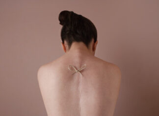 Удаление шрамов, сосудистых сеточек, родинок лазером: преимущества и показания