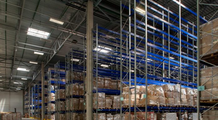 Торгово-складские стеллажи