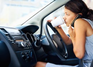 Что чаще всего отвлекает внимание водителя