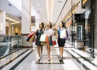 Как подобрать правильную фоновую музыку для торгового центра?