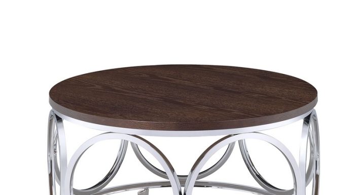 Журнальный столик в интерьере гостиной