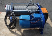 Какой должна быть электрическая лебедка?