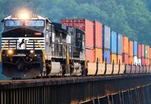 Железнодорожные перевозки: надежный способ доставки грузов