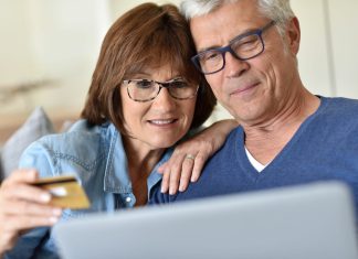 Как пенсионеру оформить займ без отказа?