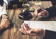 Как найти хорошего адвоката по гражданским делам?