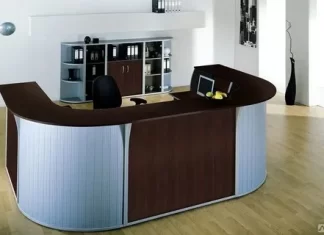 Виды стоек для ресепшна