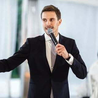 Что нужно знать при выборе тамады?