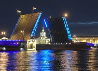 Разводные мосты Санкт-Петербурга