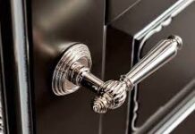 Какая фурнитура для дверей самая качественная?