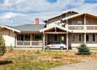 Технология строительства дома из клееного бруса