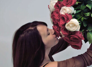 Как правильно выбрать цветы для девушки?