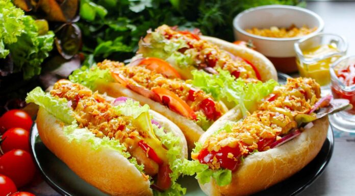 Как приготовить хот-дог?