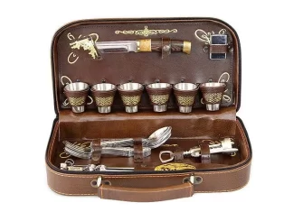 Подарочный набор для пикника в кейсе: выбираем правильно