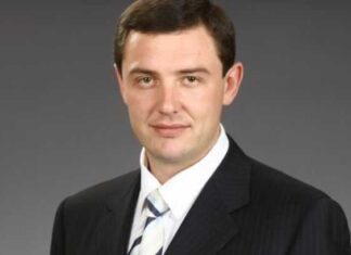 Денис Девяткин: биография и жизненный путь