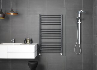 Выбираем полотенцесушитель для ванной: 5 главных критериев