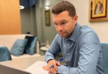 Биография Алексея Вихарева