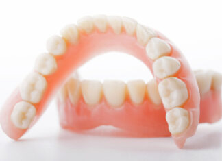 Съемные протезы — качественно и просто