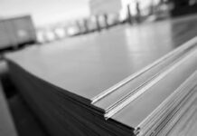 Оцинкованный лист: особенности, виды, области применения