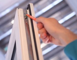 Что входит в ремонт окон?