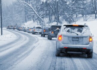 Как сократить риски попадания в аварию во время снегопада?