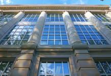 Использование гранита в экстерьере зданий