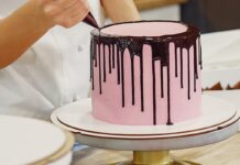 Преимущества свежей выпечки тортов