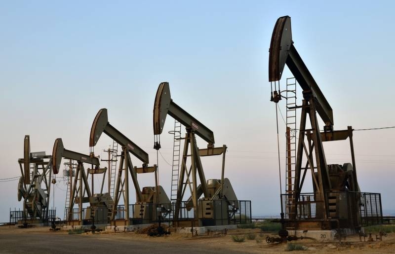 Цена нефти поднялась до многомесячного максимума