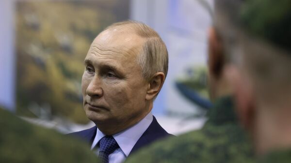 "Деструктивные мысли": Путин призвал беречь единство народа