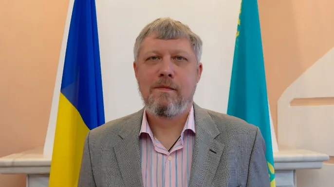 Экс-посол Украины в Казахстане Пётр Врублевский* объявлен в международный розыск