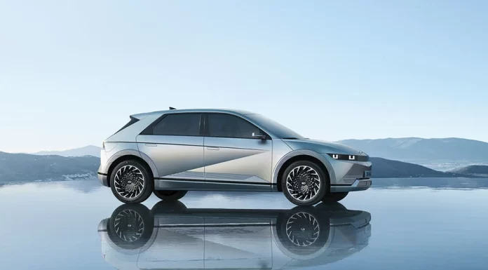 Электромобили: Передовые технологии и устойчивое будущее