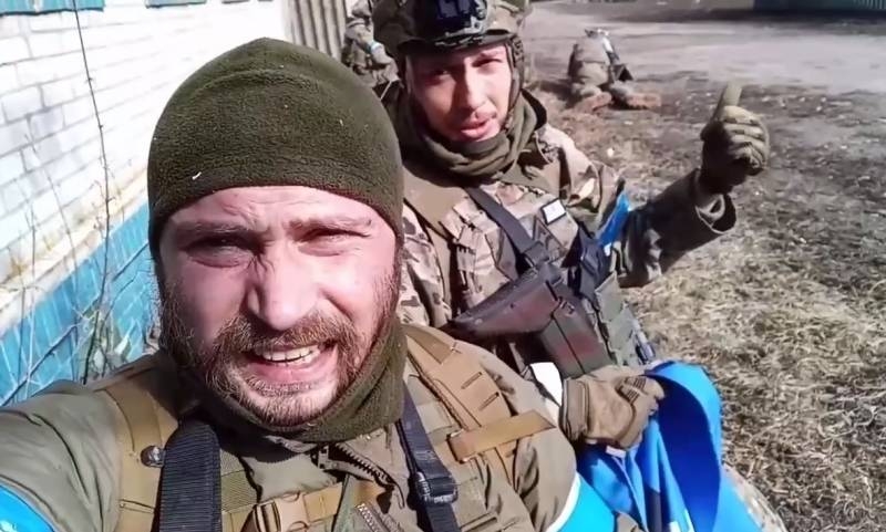 Опубликованный террористами ЛСР* ролик якобы из Теткино оказался снят в украинском селе, российские бойцы записали ответ
