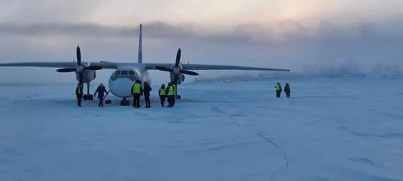 В Якутии уволили командира Ан-24, посадившего самолёт на замёрзшую реку Колыму