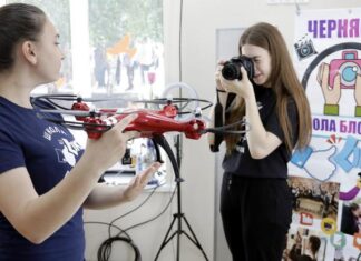 Чем занимаются в школе блогеров?