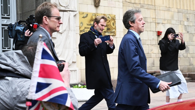МИД объявил военного атташе при посольстве Британии персоной нон грата