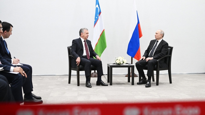 Президент Узбекистана прибыл в Москву