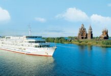 Чем удобны речные круизы?