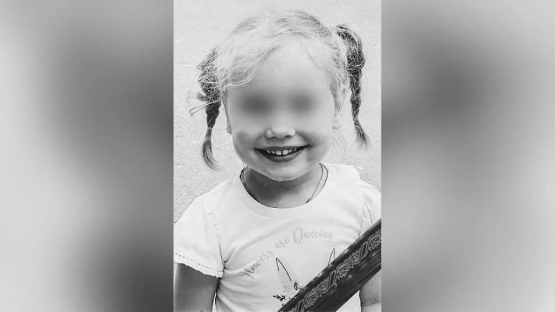 В Севастополе похоронили погибшую при атаке ВСУ двухлетнюю девочку