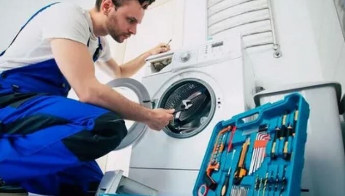 Когда необходим выездной ремонт стиральной машины?
