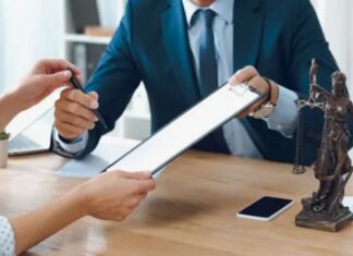 Юридические услуги по сопровождению процедур банкротства: профессиональная помощь в сложной ситуации