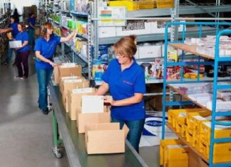 Работа на складе вахтовым методом: особенности, условия и возможности